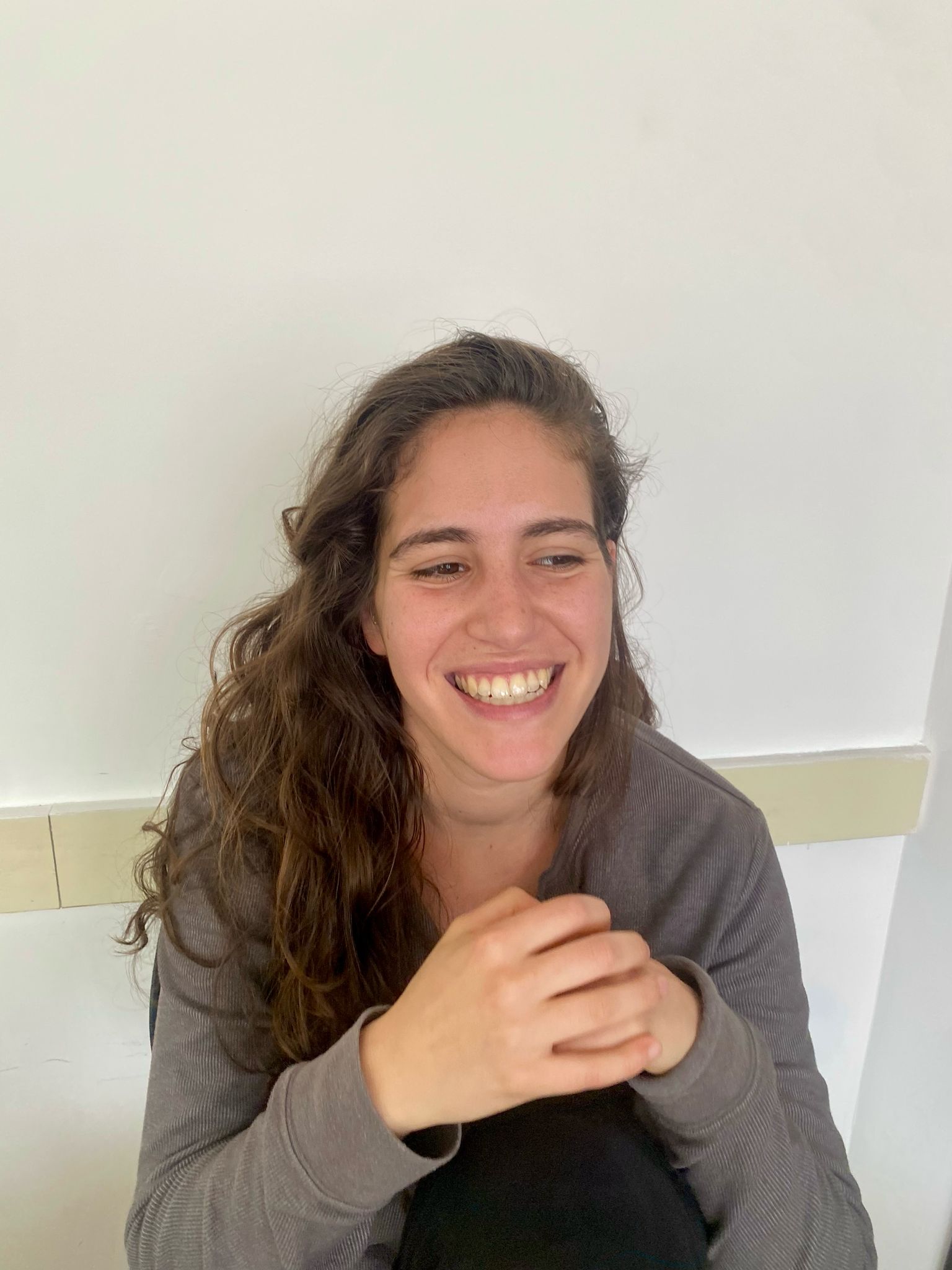 Read more about the article להלי מוטולה, עוזרת מחקר